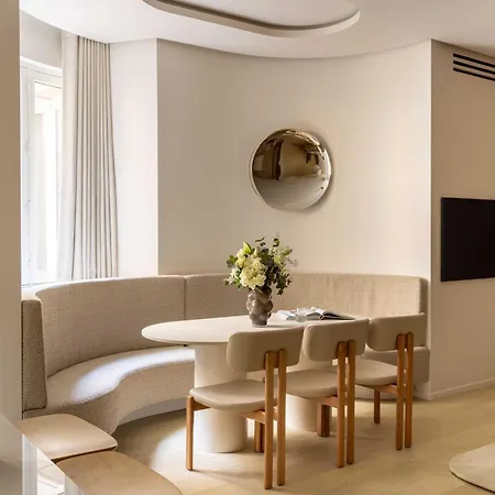 Luxurious Madeleine - Saint Honore