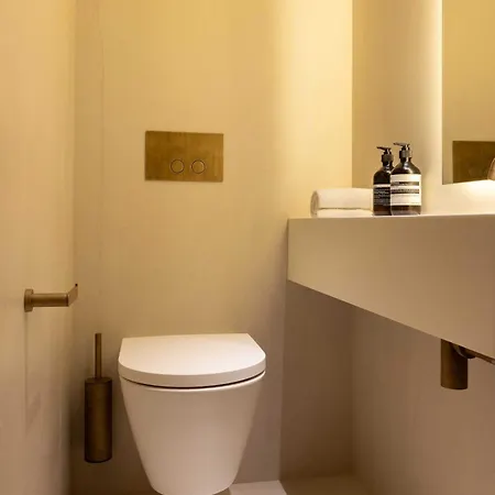 Luxurious Madeleine - Saint Honore パリ