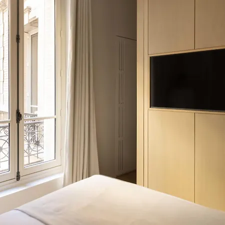 Luxurious Madeleine - Saint Honore * パリ