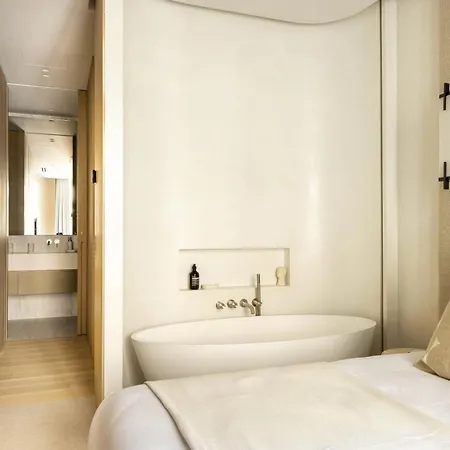 Luxurious Madeleine - Saint Honore Daire