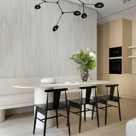 Luxurious Madeleine - Saint Honore