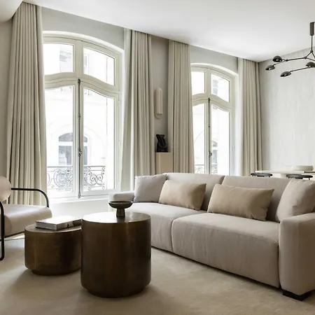 Luxurious Madeleine - Saint Honore * パリ